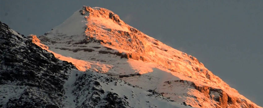 Everest advanced base camp trek